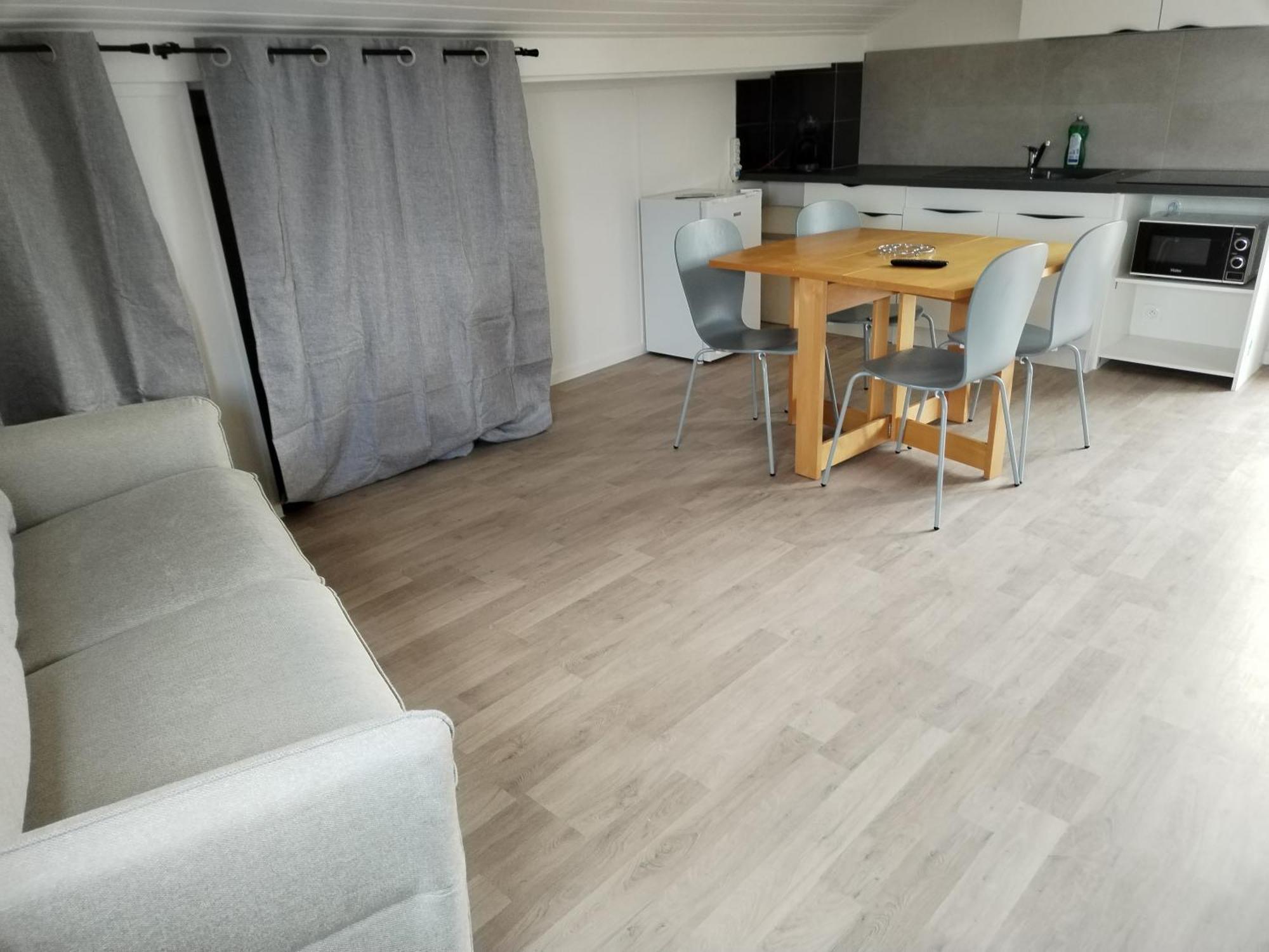 Chez Mimi 1,7 Kilometres De Luxeuil Les Bains Apartamento Froideconche Exterior foto