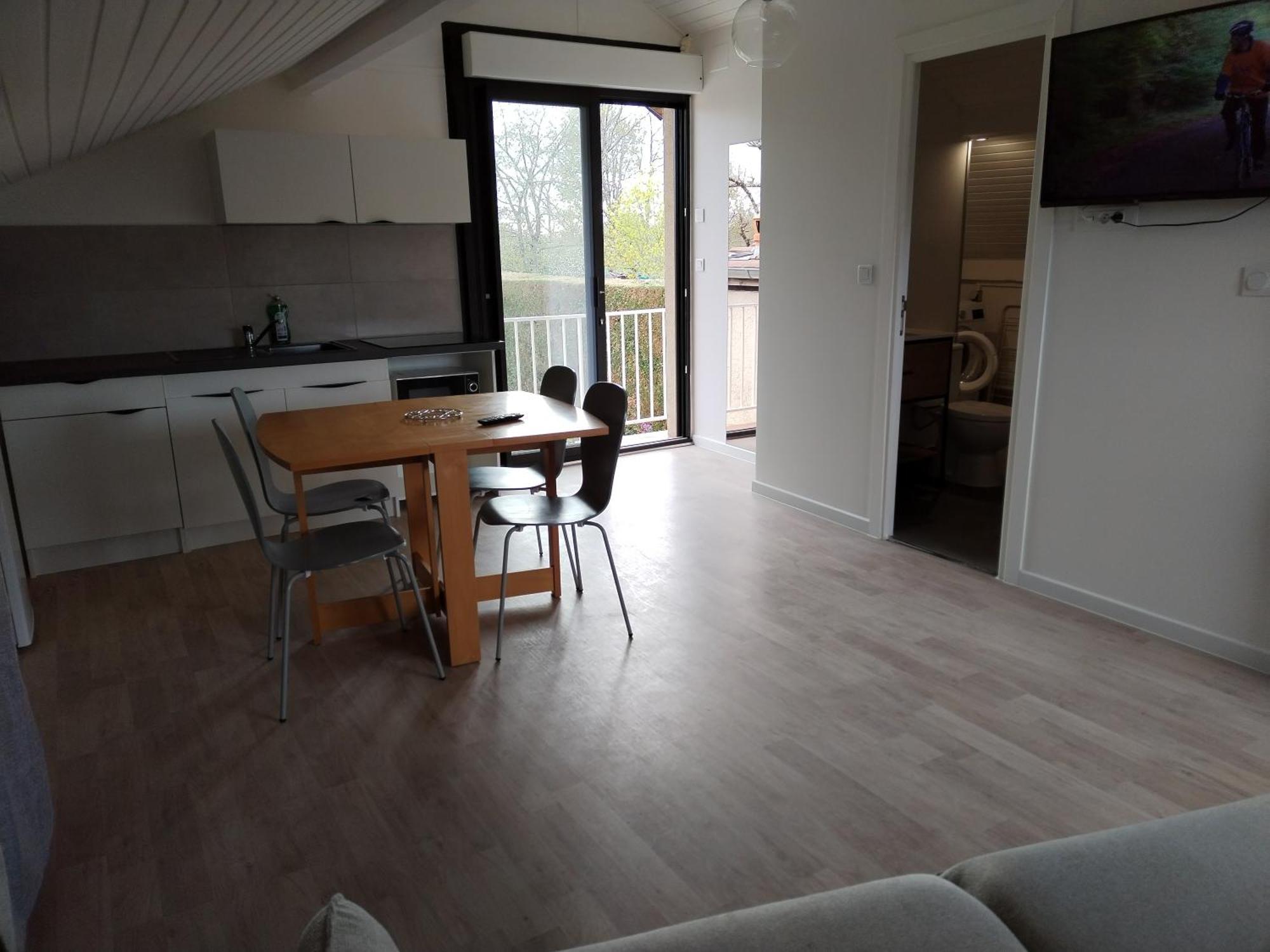Chez Mimi 1,7 Kilometres De Luxeuil Les Bains Apartamento Froideconche Exterior foto